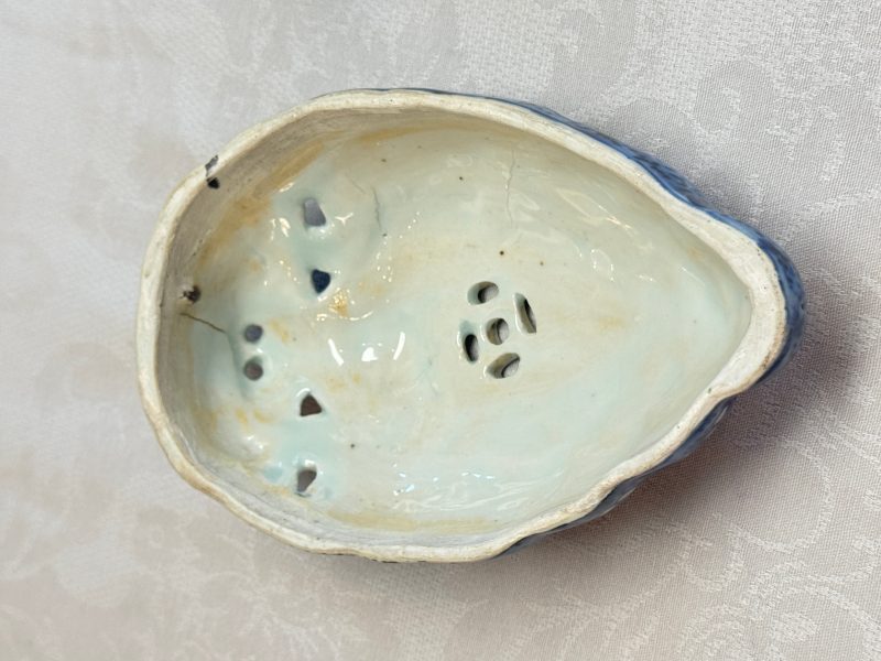 A rare Chinese blue and white ko-sometsuke 'Three-legged Toad' incense burner - 图17