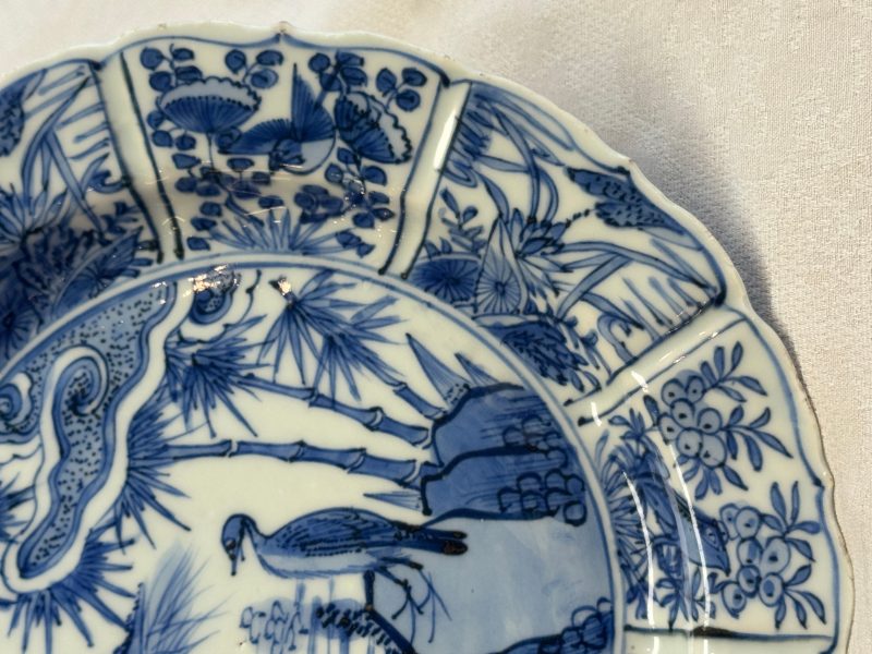 A Chinese blue and white 'Birds Beside the Water' plate - 图9