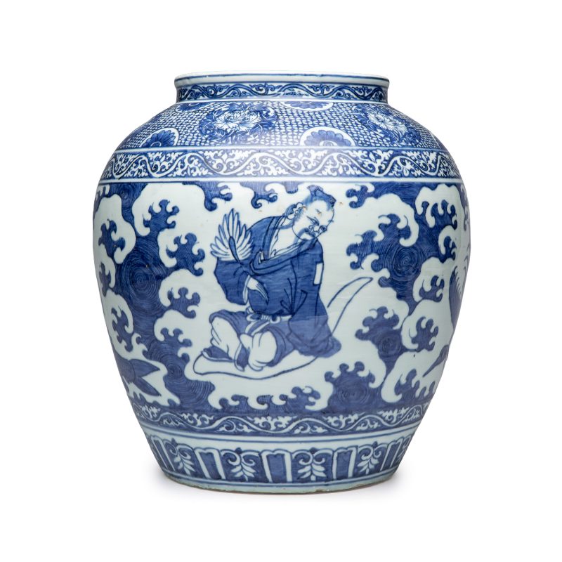 A rare Chinese blue and white 'Immortals' vase - 图5
