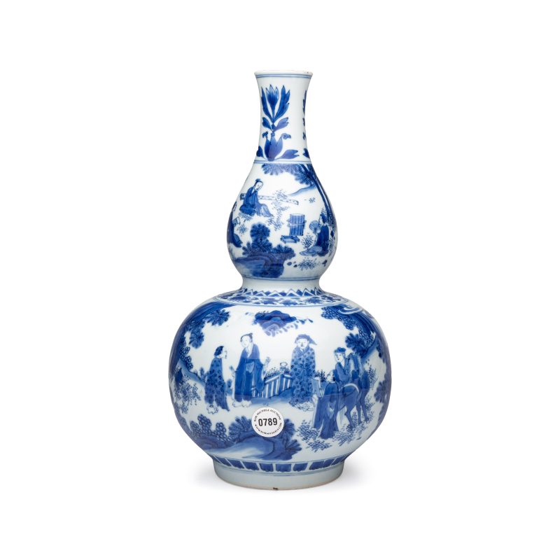 A fine Chinese blue and white ‘Scholars’ double-gourd vase - 图1