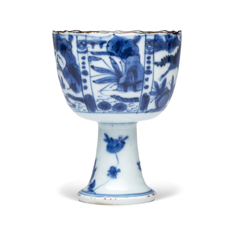 A rare Chinese blue and white stem cup - 图4