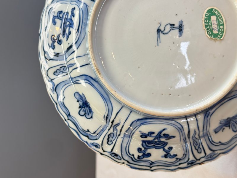 A Chinese blue and white 'Pair of Birds' plate - 图18