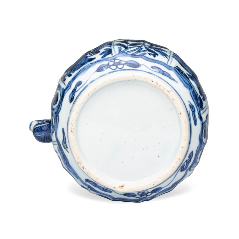 A Chinese blue and white wine pot and cover - 图7