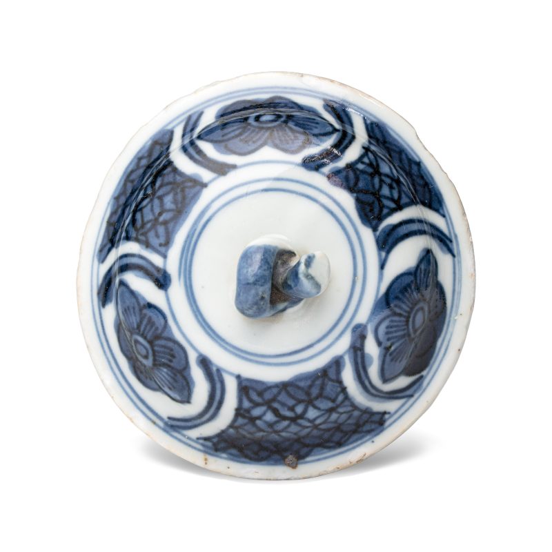 A Chinese blue and white wine pot and cover - 图8