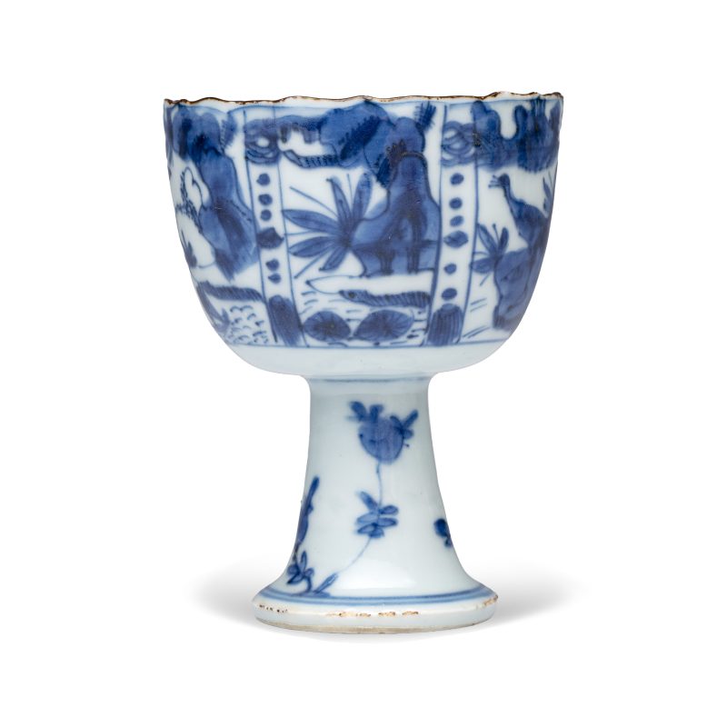 A rare Chinese blue and white stem cup - 图7