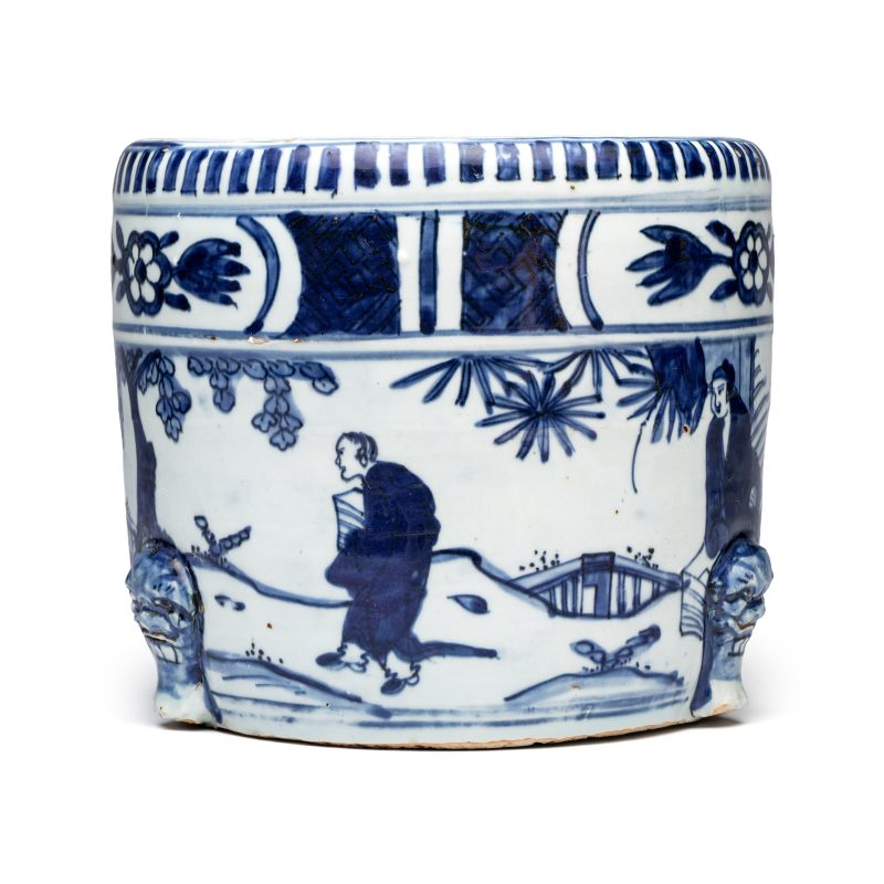 A Chinese blue and white 'Scholars' cylindrical tripod censer - 图4