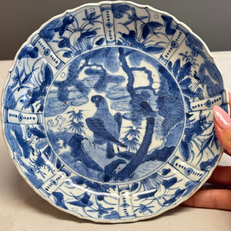 An extremely rare Chinese blue and white 'Eagle' plate - 图6