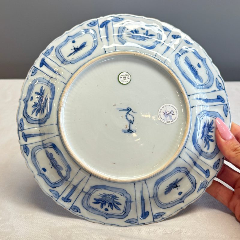 A Chinese blue and white 'Mandarin Duck' plate - 图15