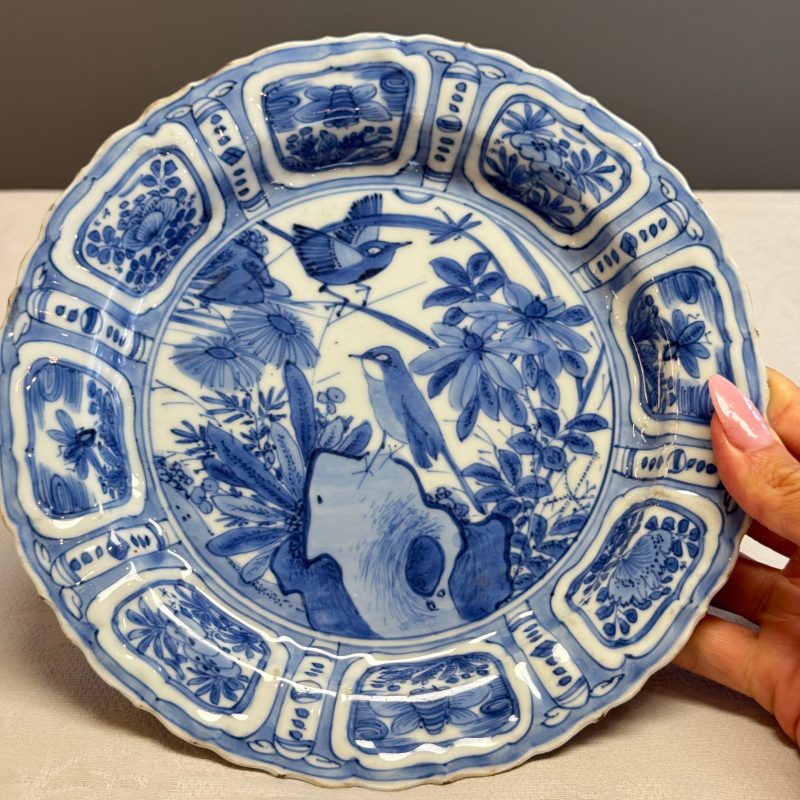 A Chinese blue and white 'Pair of Birds' plate - 图3