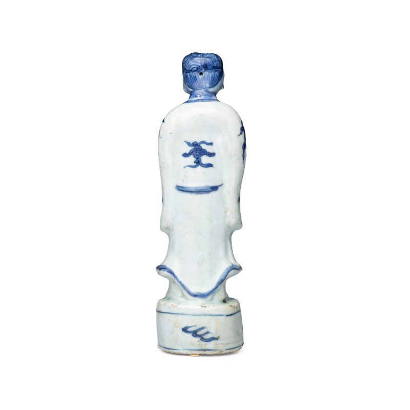 A Chinese blue and white figure of Li Tieguai - 图4