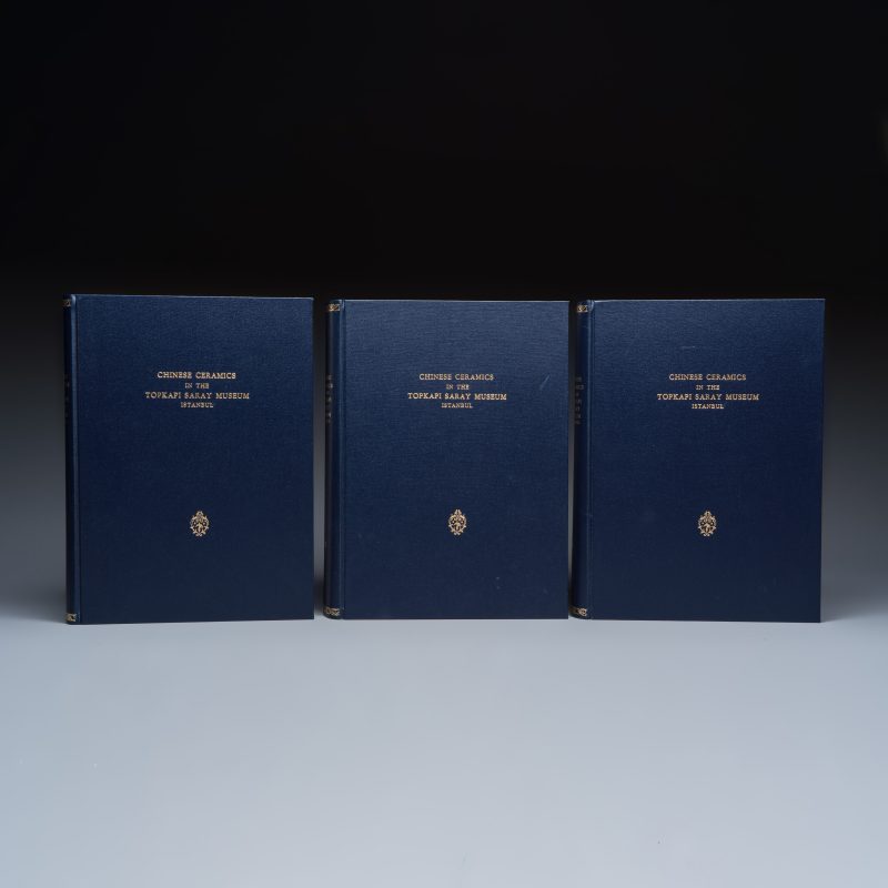 Regina Krahl, John Ayers: Chinese Ceramics in the Topkapi Saray Museum, Istanbul: A Complete Catalogue, 3 volumes - 图2