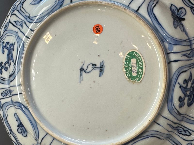 A Chinese blue and white 'Pair of Birds' plate - 图21