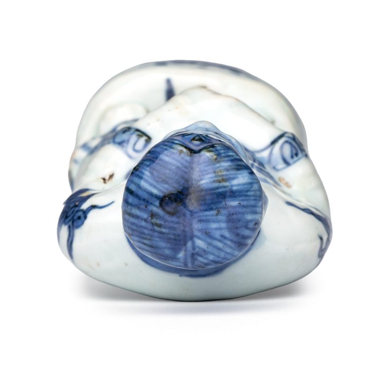 A Chinese blue and white figure of Li Tieguai - 图6