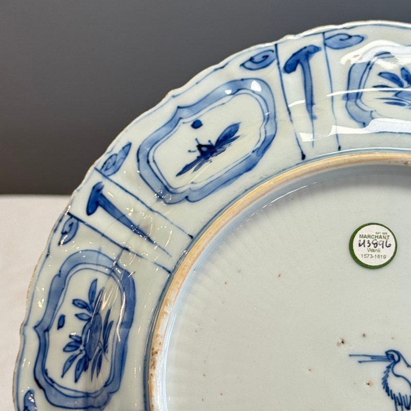 A Chinese blue and white 'Mandarin Duck' plate - 图17