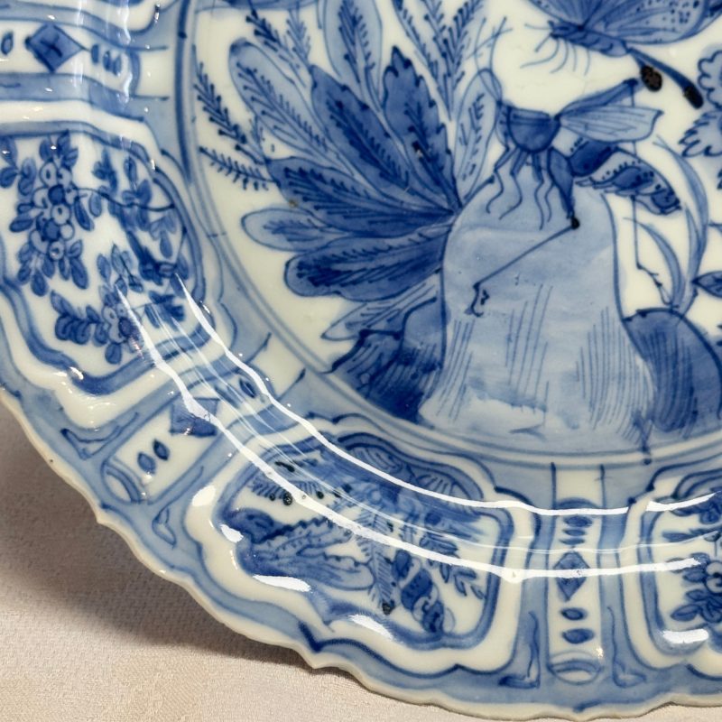A Chinese blue and white 'Grasshopper and Butterfly' plate - 图4