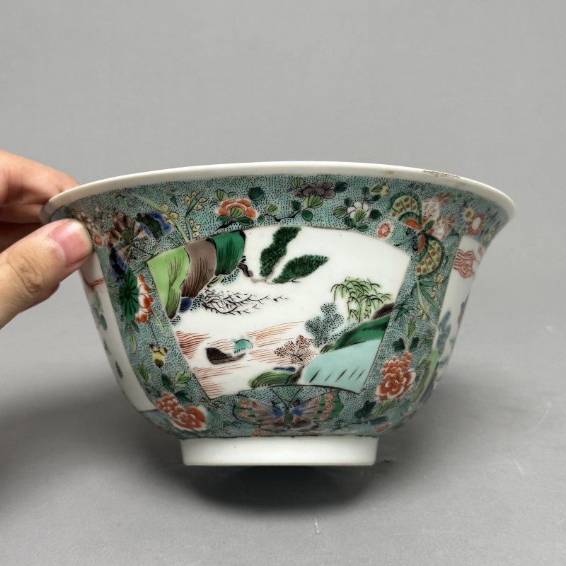 清晚期 五彩开光花卉麒麟碗一对 - 图2