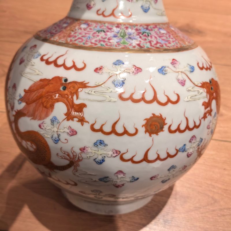 清光绪 粉彩云龙纹赏瓶 - 图8