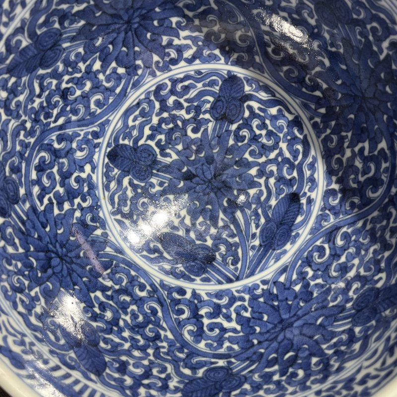 清晚期青花花卉大碗 - 图8