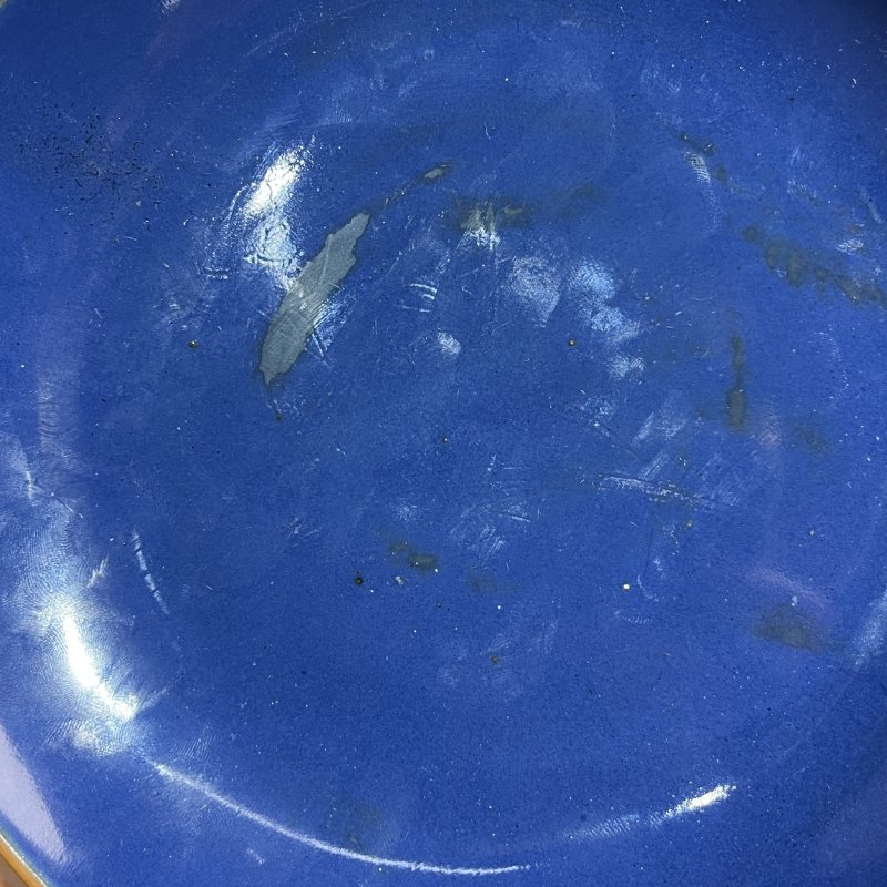 清康熙祭蓝暗刻花卉纹盘 - 图5