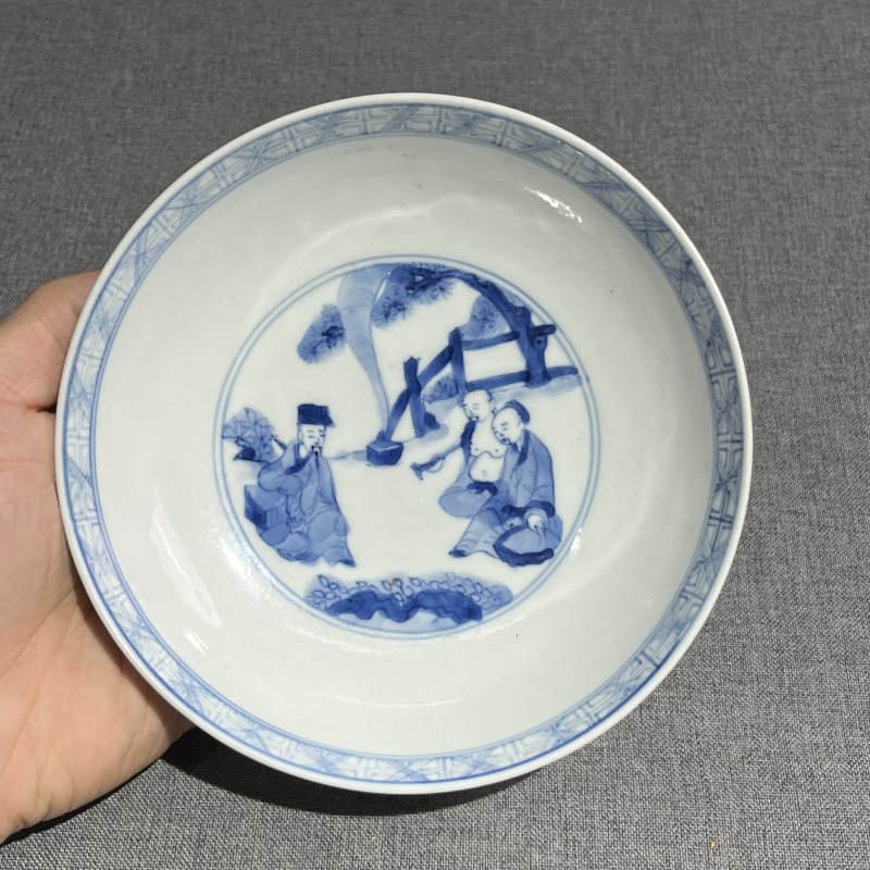 清康熙青花人物盘一对 - 图11