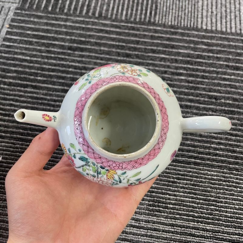 清雍正 粉彩菊花纹茶壶 - 图12