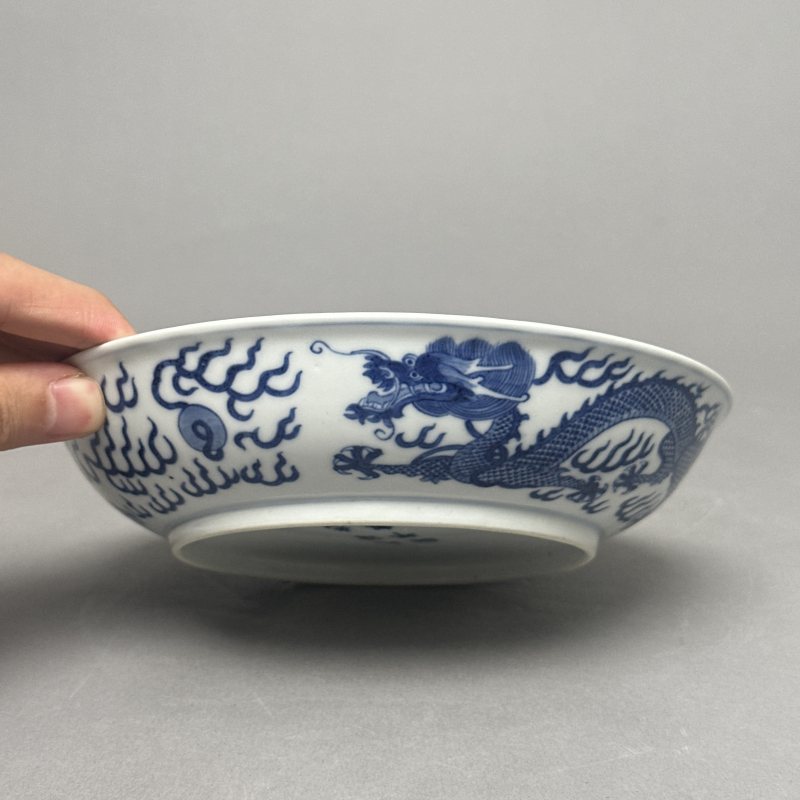 清光绪 青花龙纹盘一对 - 图16