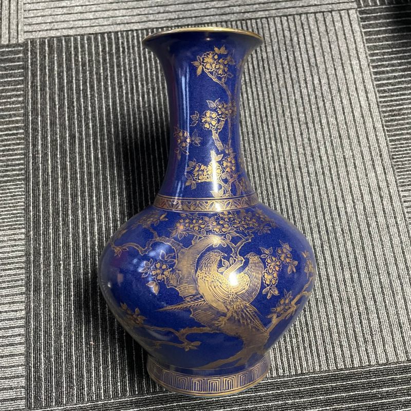 清光绪 霁蓝描金花鸟纹赏瓶 - 图7