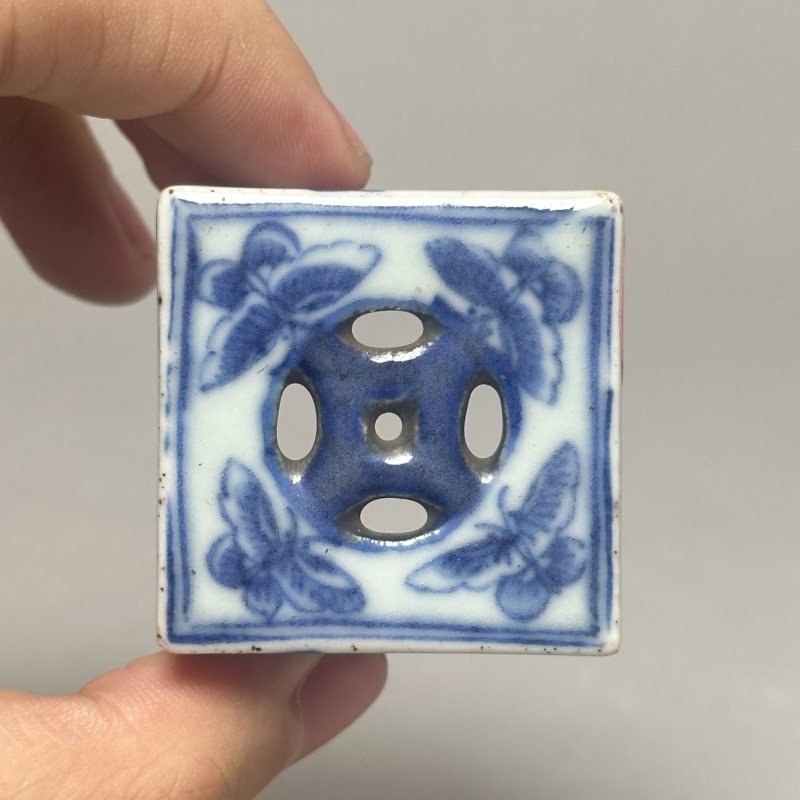 清中期 青花人物图糊斗 - 图6