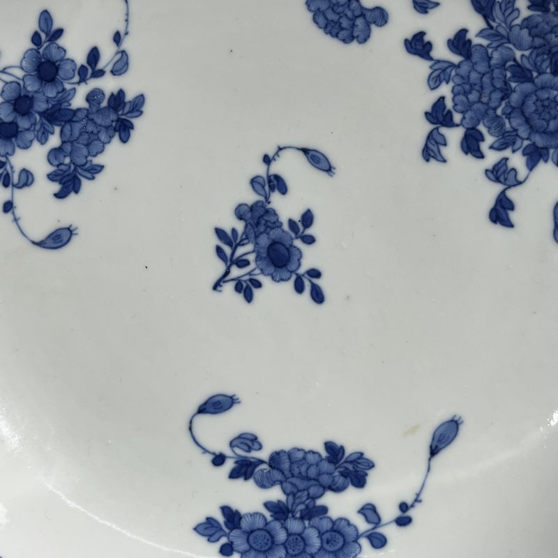 清光绪青花花卉纹盘 - 图5