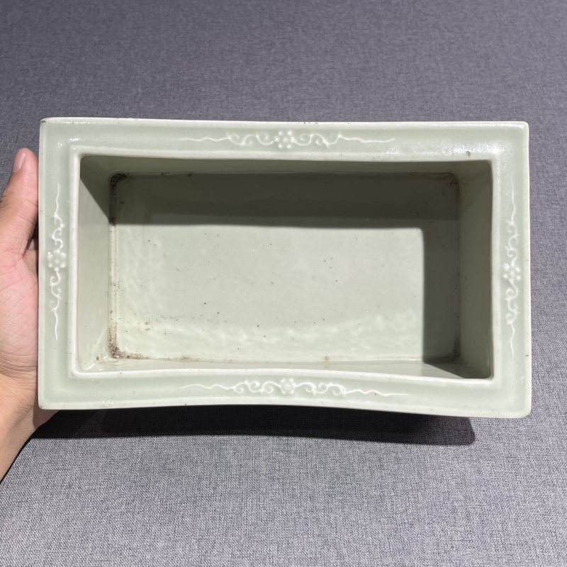 清中期豆青风景水仙盆 - 图8