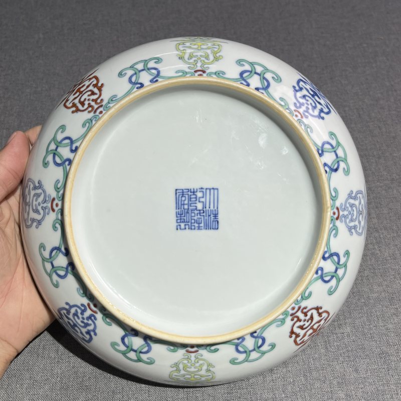 清乾隆斗彩寿字纹盘 - 图8