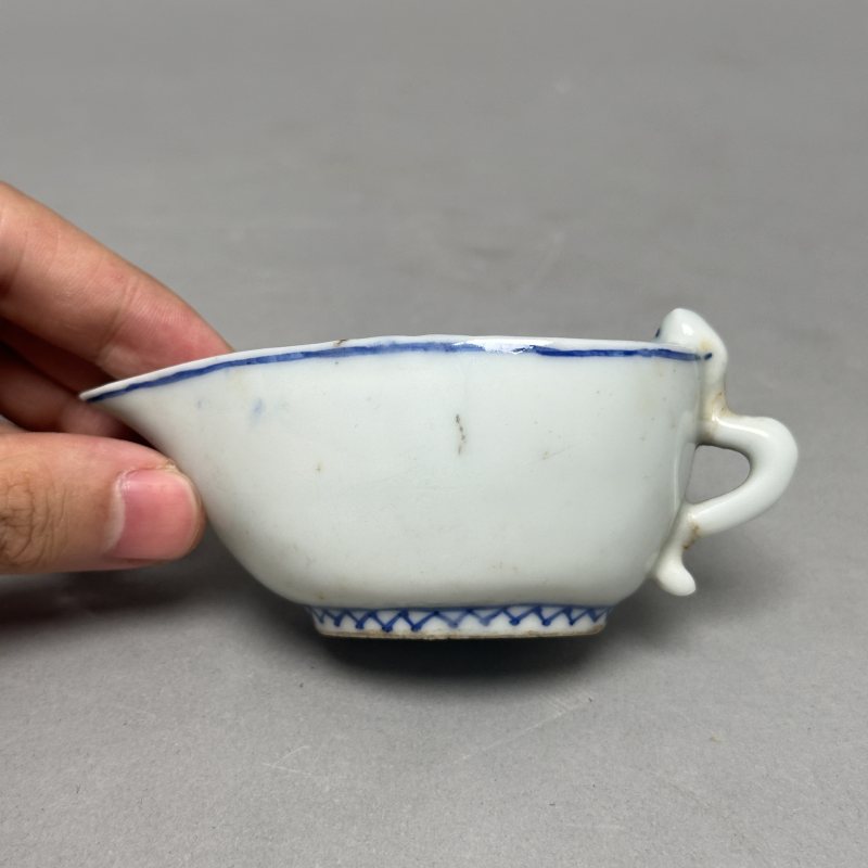 清晚期 青花花卉纹杯 - 图2
