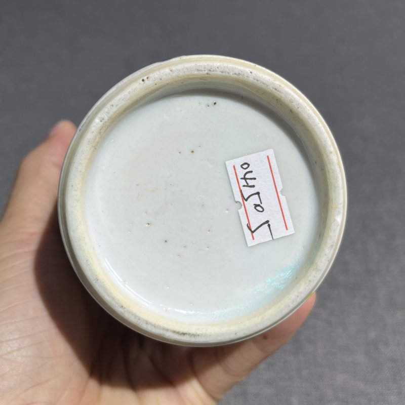 清雍正粉彩人物筒瓶 - 图9