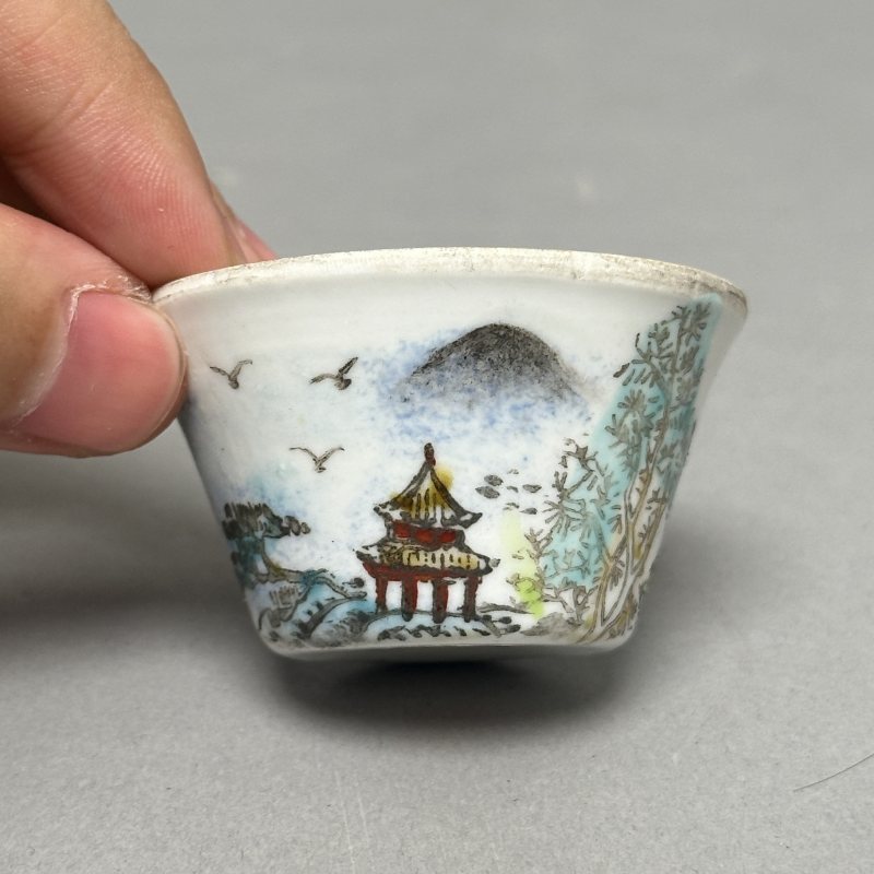 解放初 粉彩山水套杯一组 - 图6