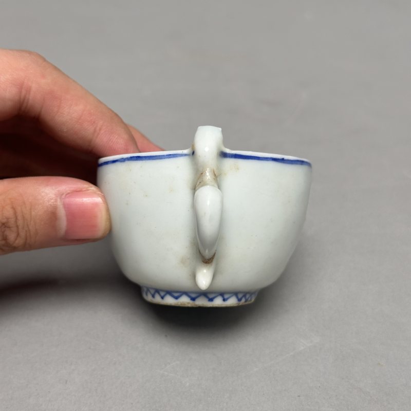 清晚期 青花花卉纹杯 - 图5