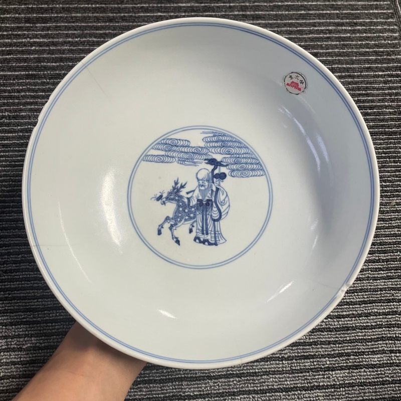 清康熙 青花仕女图盘 - 图5