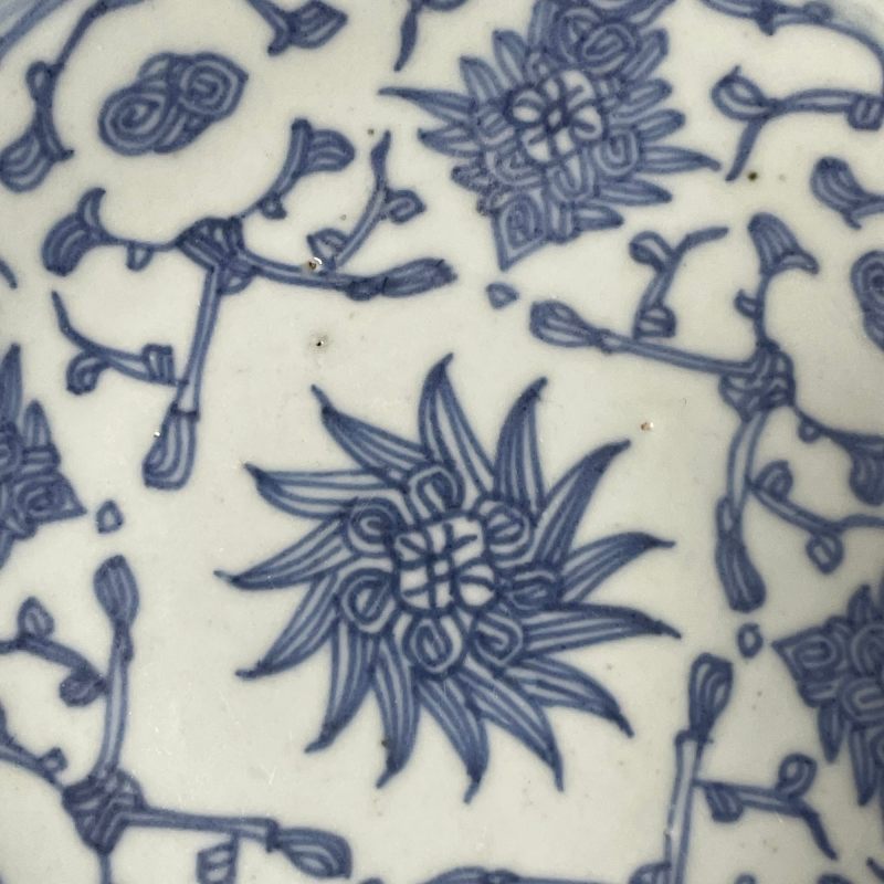 清 青花缠枝莲纹、团凤纹盘两只 - 图9