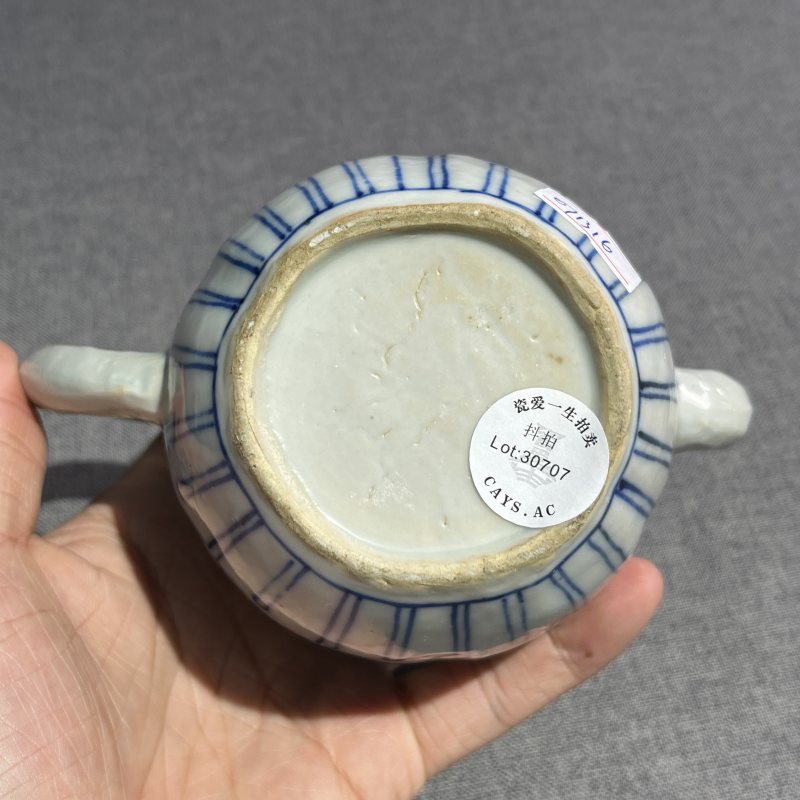 清中期青花冰梅茶壶 - 图12