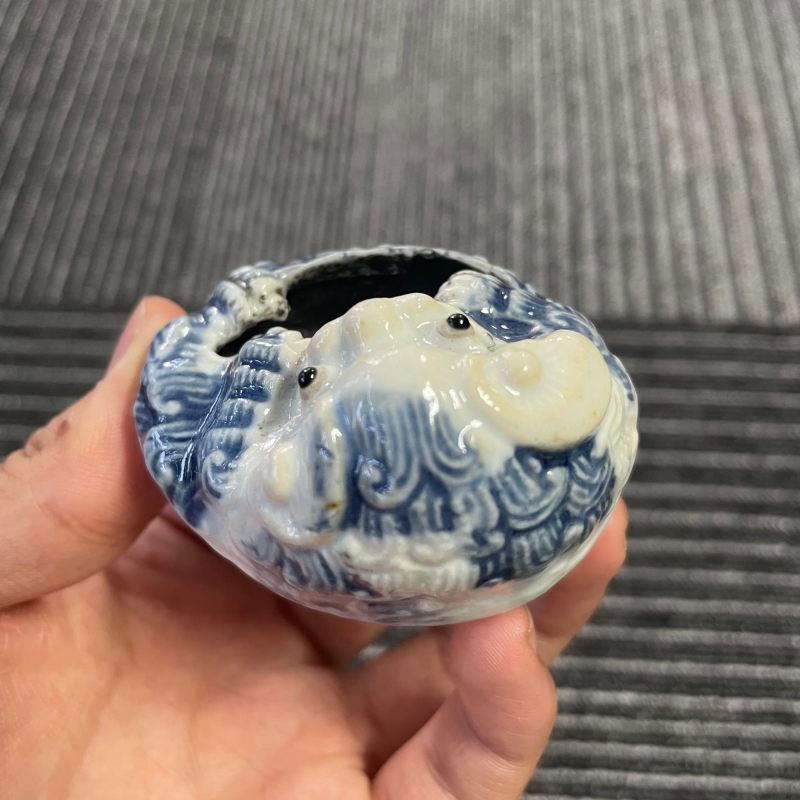 清中期 青花狮子小水盂 - 图9