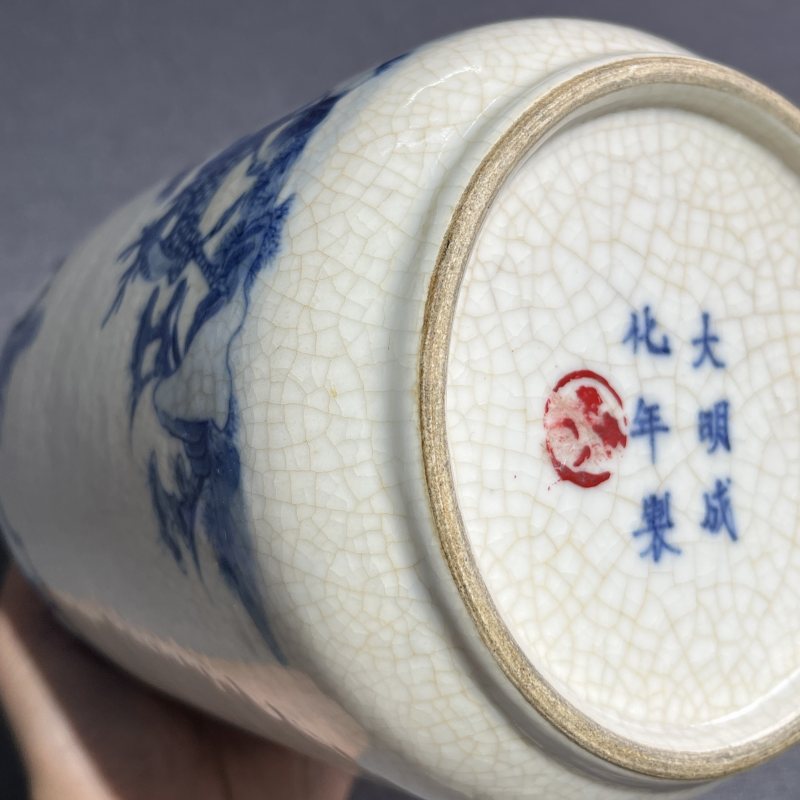 清中期浆胎松鹤延年筒瓶 - 图12