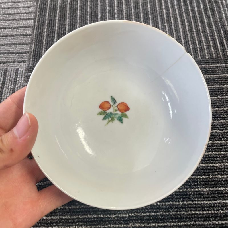 清道光 粉彩樱桃纹小碗 - 图6