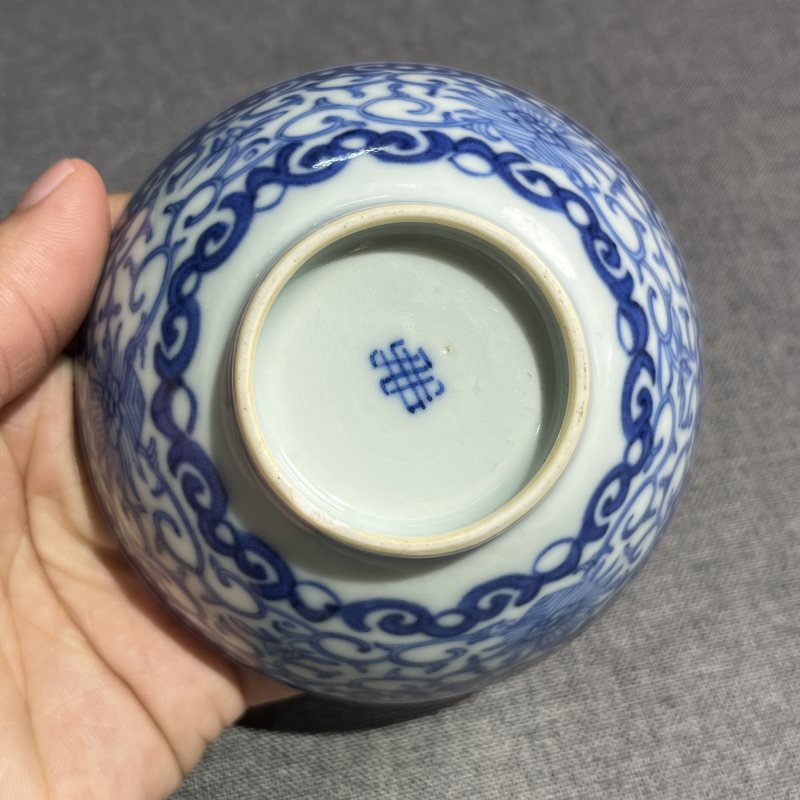 清中期青花缠枝莲纹茶圆一对 - 图8