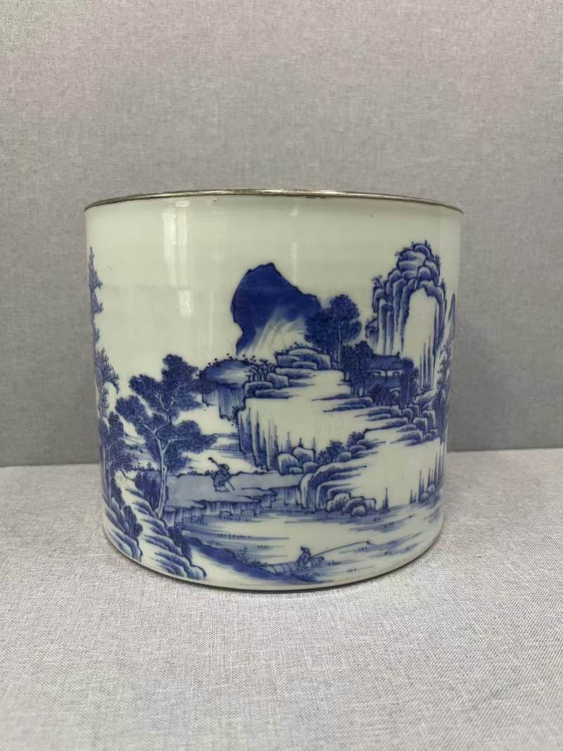 清 青花通景山水大笔筒