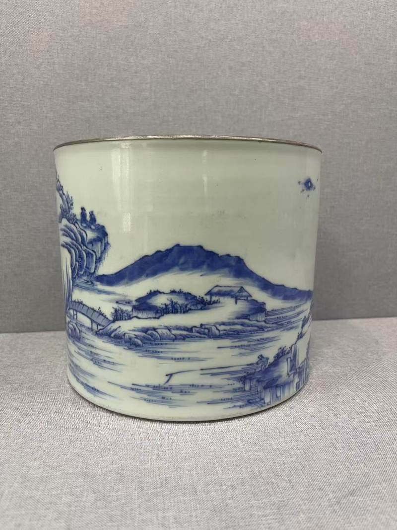 清 青花通景山水大笔筒 - 图4