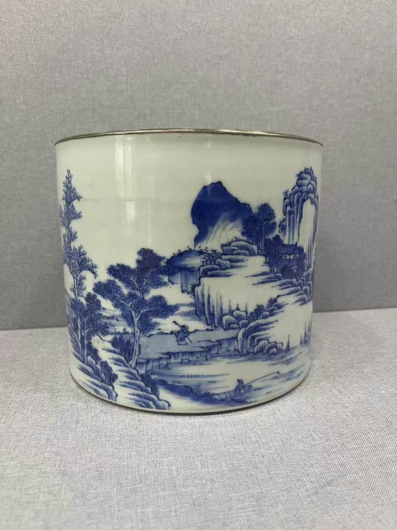 清 青花通景山水大笔筒 - 图6