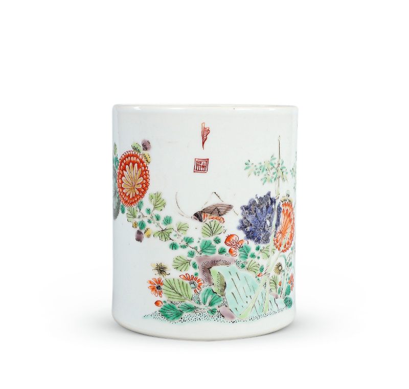 清康熙 五彩花蝶虫草图笔筒 - 图1