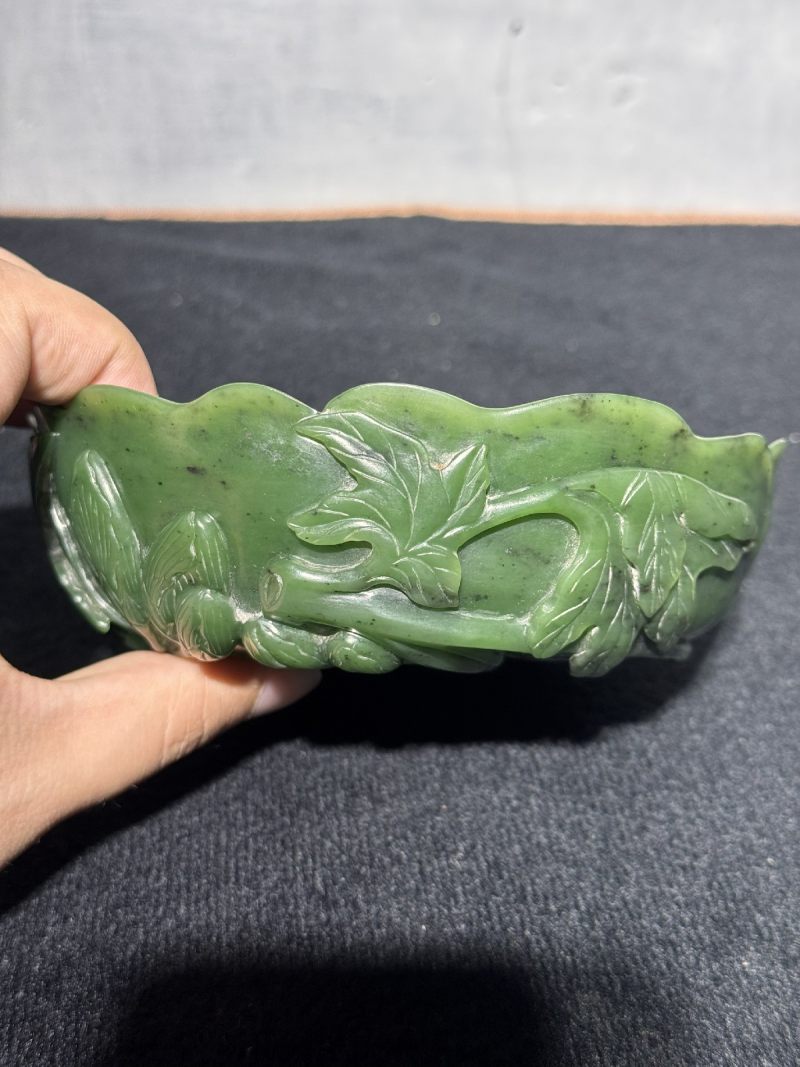 清乾隆 碧玉秋葵洗 - 图12