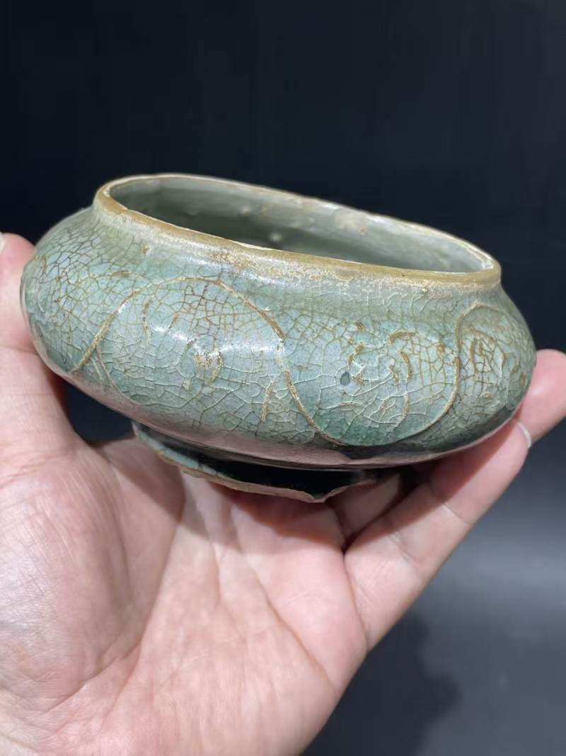 明青釉印花盖罐 - 图5