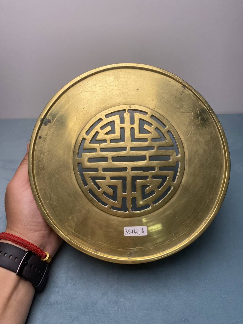 清 铜狮子绣球钮如意朝冠耳大薰炉 - 图24