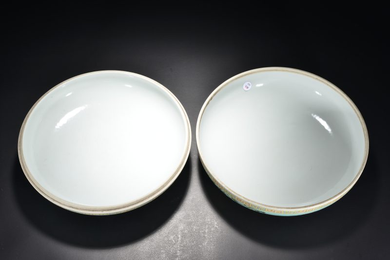 清 粉彩花卉捧盒 - 图7